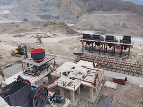 时产400-500吨钴方解石圆锥制砂机