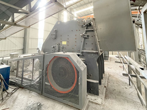 碳化硅YGM高压悬辊磨粉机